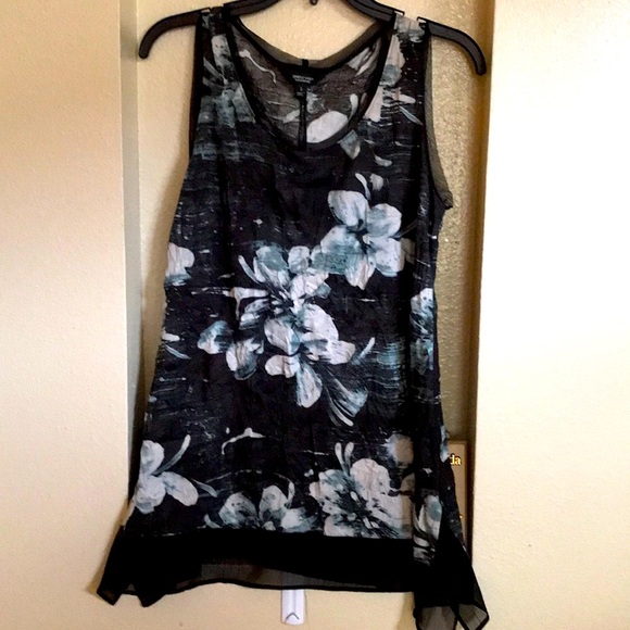 Vera Wang Tops - # 41. 🌸Simply Vera Wang Blouse🌸